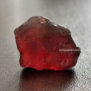 FACET GRADE NATURAL GARNET ROUGH