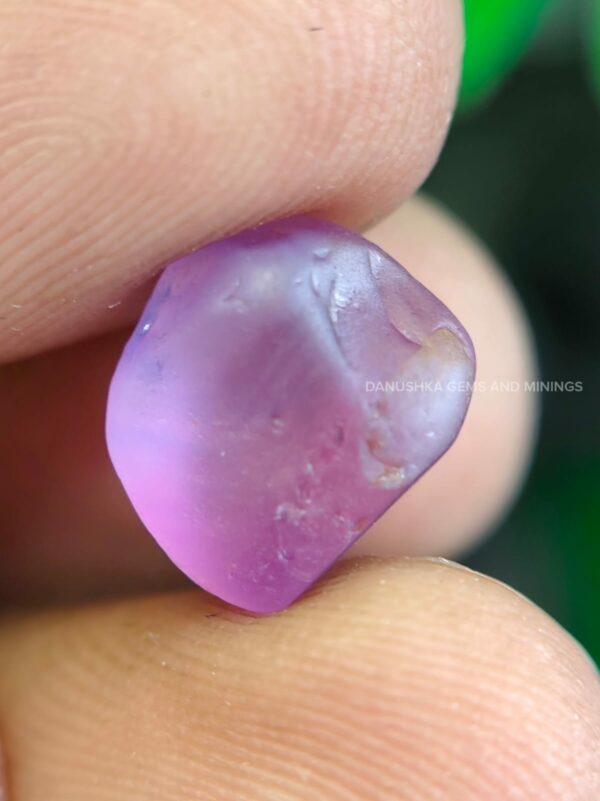 Natural Pink sapphire Rough