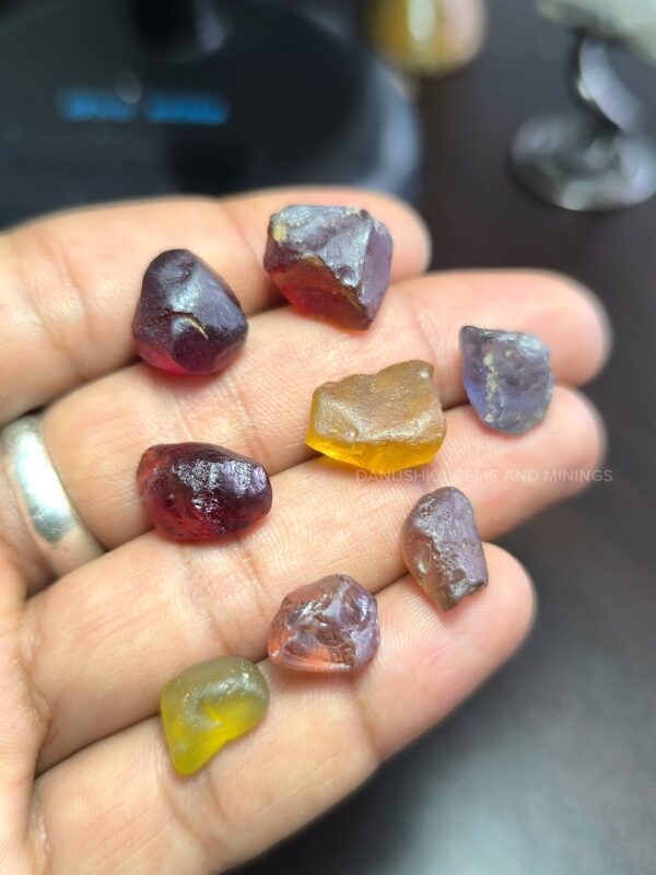 Zircon, Garnet, Spinel Rough