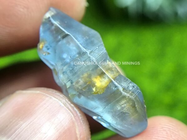 Ceylon Natural Blue Sapphire Single pyramidal Crystal