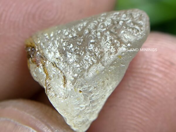 Facet Grade Natural White Sapphire Rough