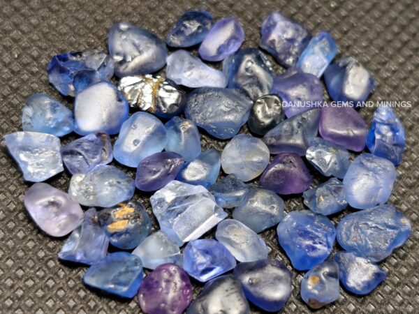 Facet Grade Natural Sapphire Rough collection