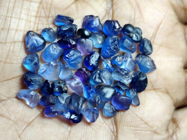 Facet Grade Natural Sapphire Rough collection