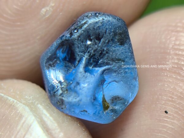 Facet grade Ceylon blue sapphire rough collection