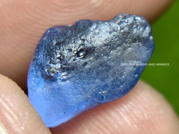 Facet grade Ceylon blue sapphire rough collection