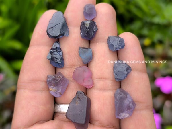 facet grade natural Spinel rough