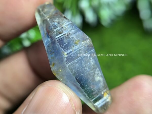 natural bi-pyramidal sapphire crystal