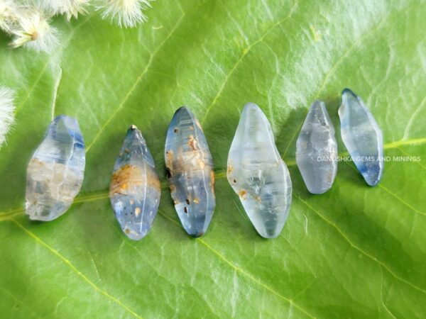 natural unheated blue sapphire bi-pyramidal crystals