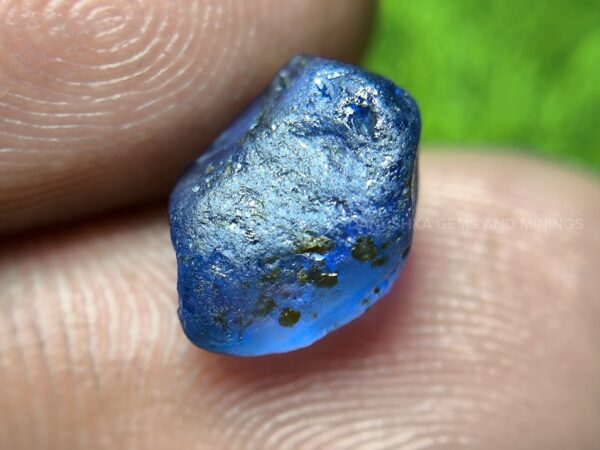 Ceylon natural blue sapphire rough