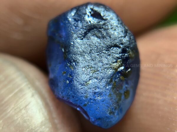 Ceylon natural blue sapphire rough