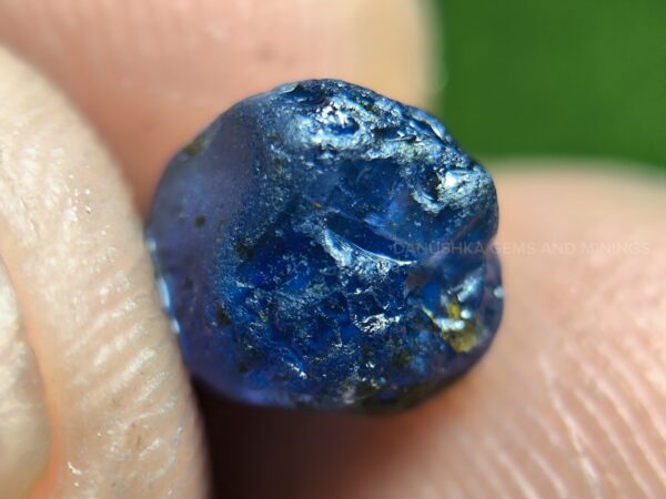 Ceylon natural blue sapphire rough