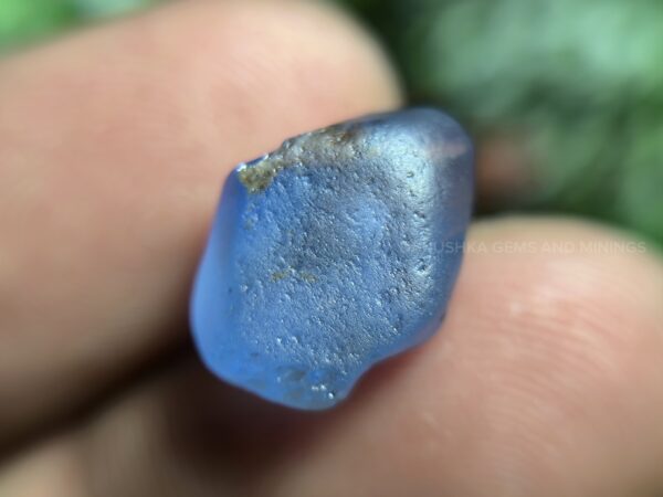 Natural unheated Ceylon blue sapphire rough