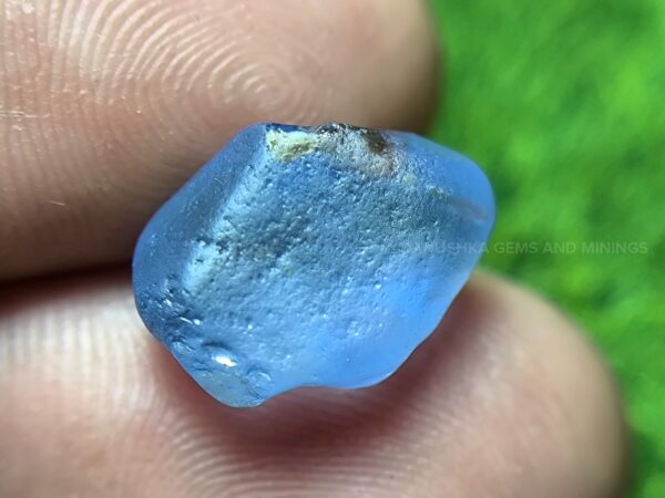 Natural unheated Ceylon blue sapphire rough
