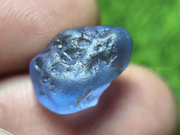 Natural unheated Ceylon blue sapphire rough