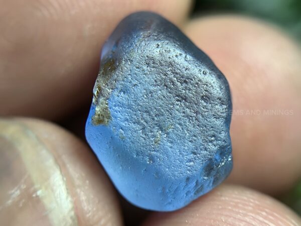 Natural unheated Ceylon blue sapphire rough