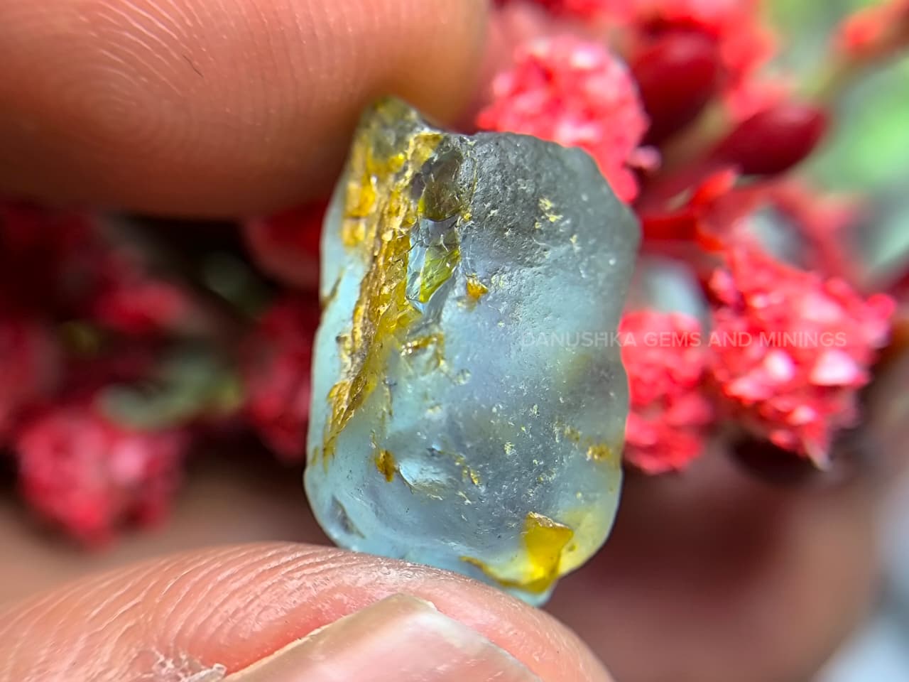 natural Aquamarine rough
