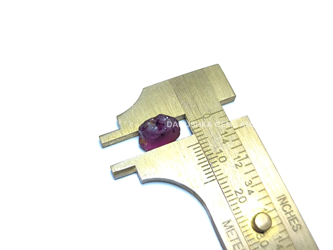 Facet Grade Natural Spinel Rough