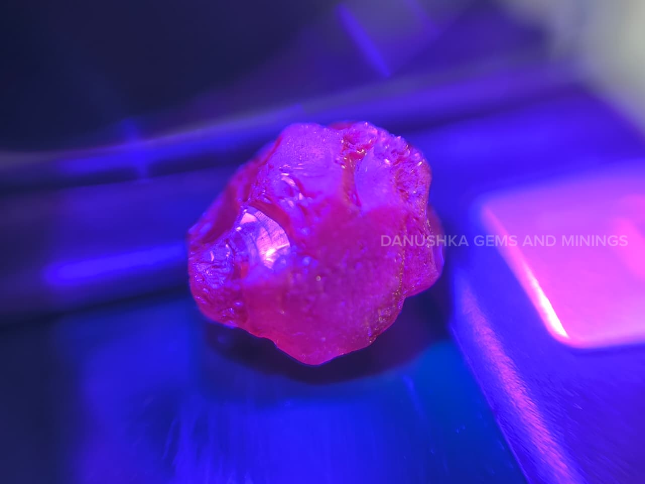 Facet Grade Natural Spinel Rough