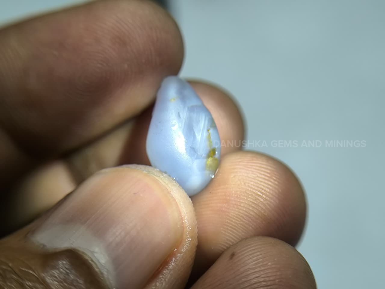 natural milky sapphire rough