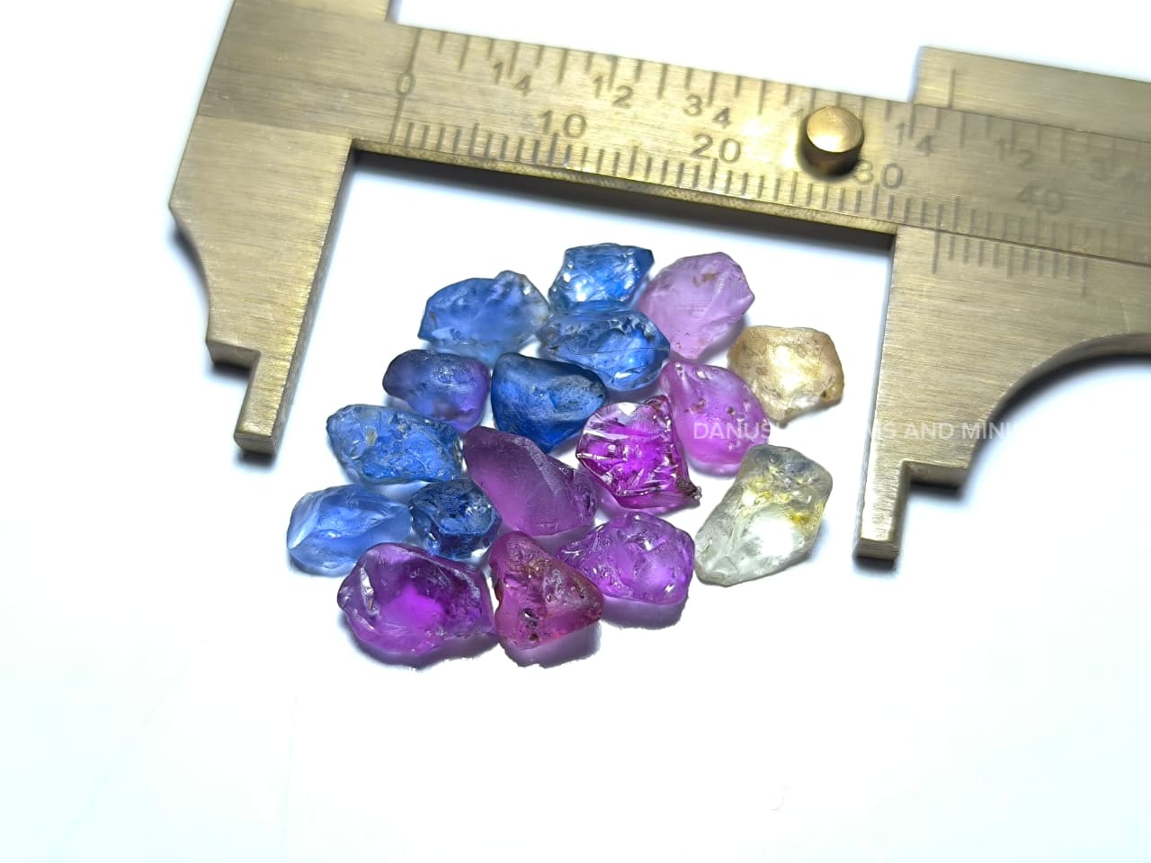Ceylon Natural Sapphire Rough – Mixed Colors