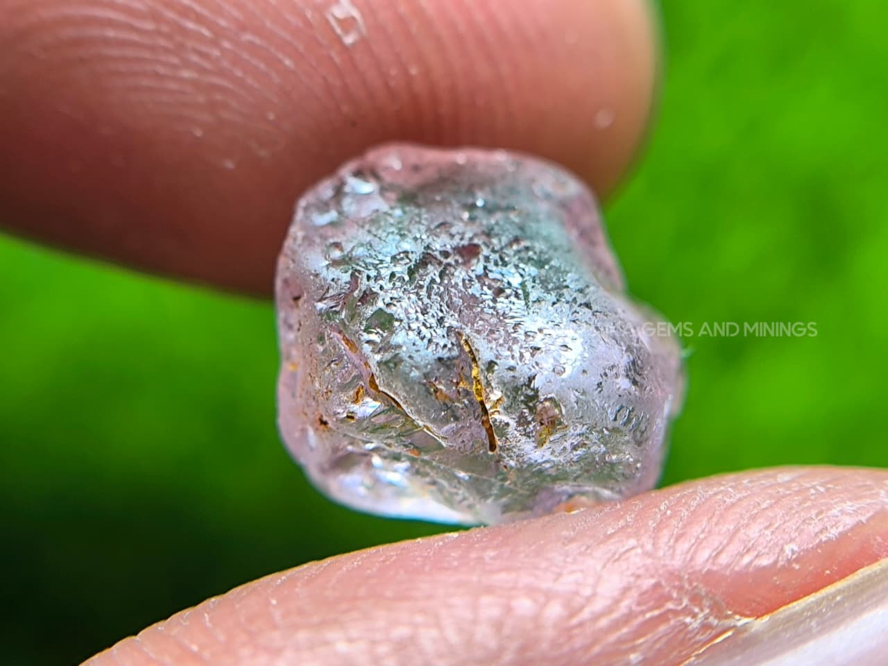 natural light-pink sapphire rough