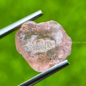 natural light-pink sapphire rough