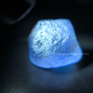 Facet Grade Ceylon Blue Sapphire (Rough)