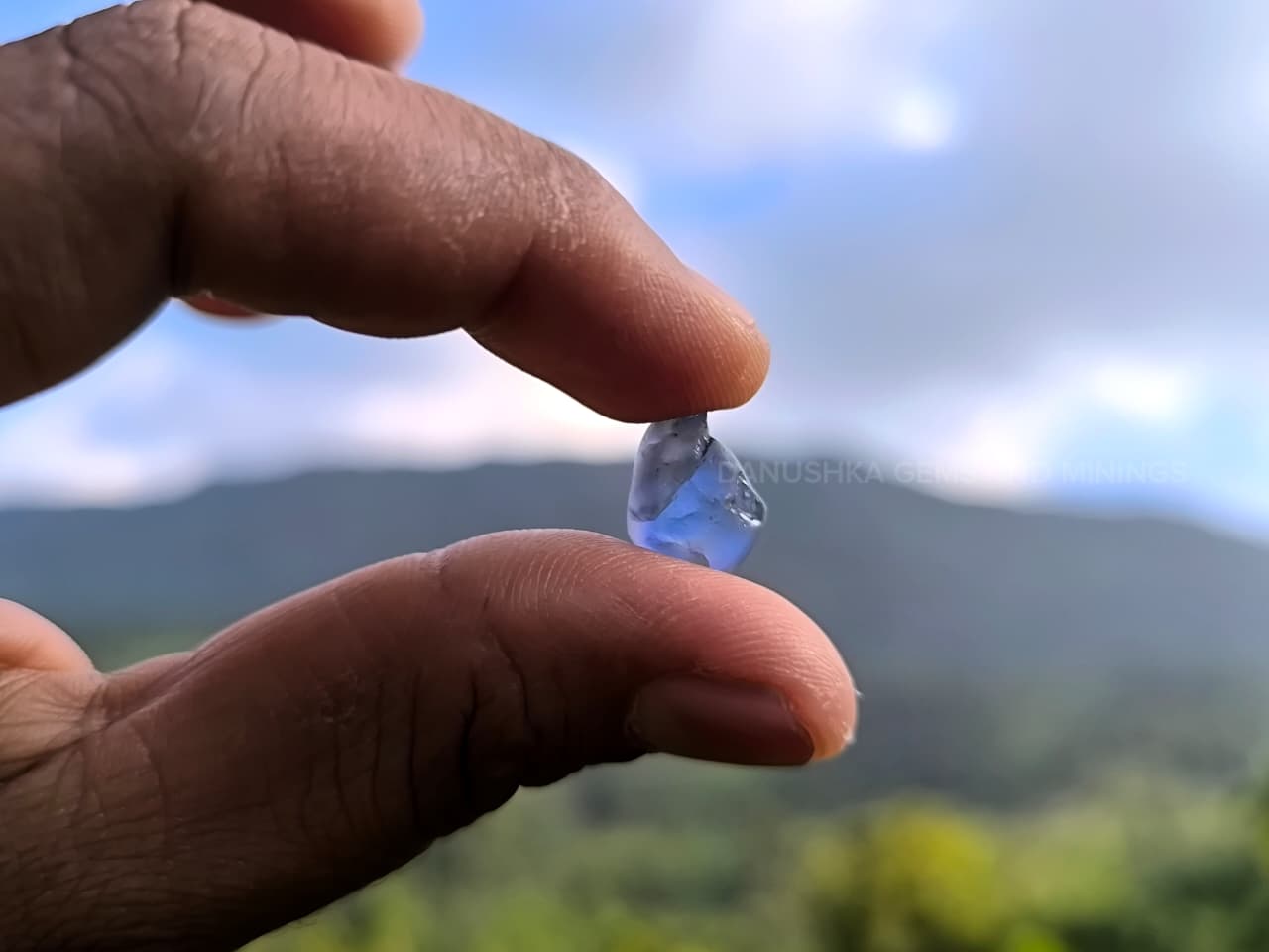 Facet Grade Ceylon Blue Sapphire Rough