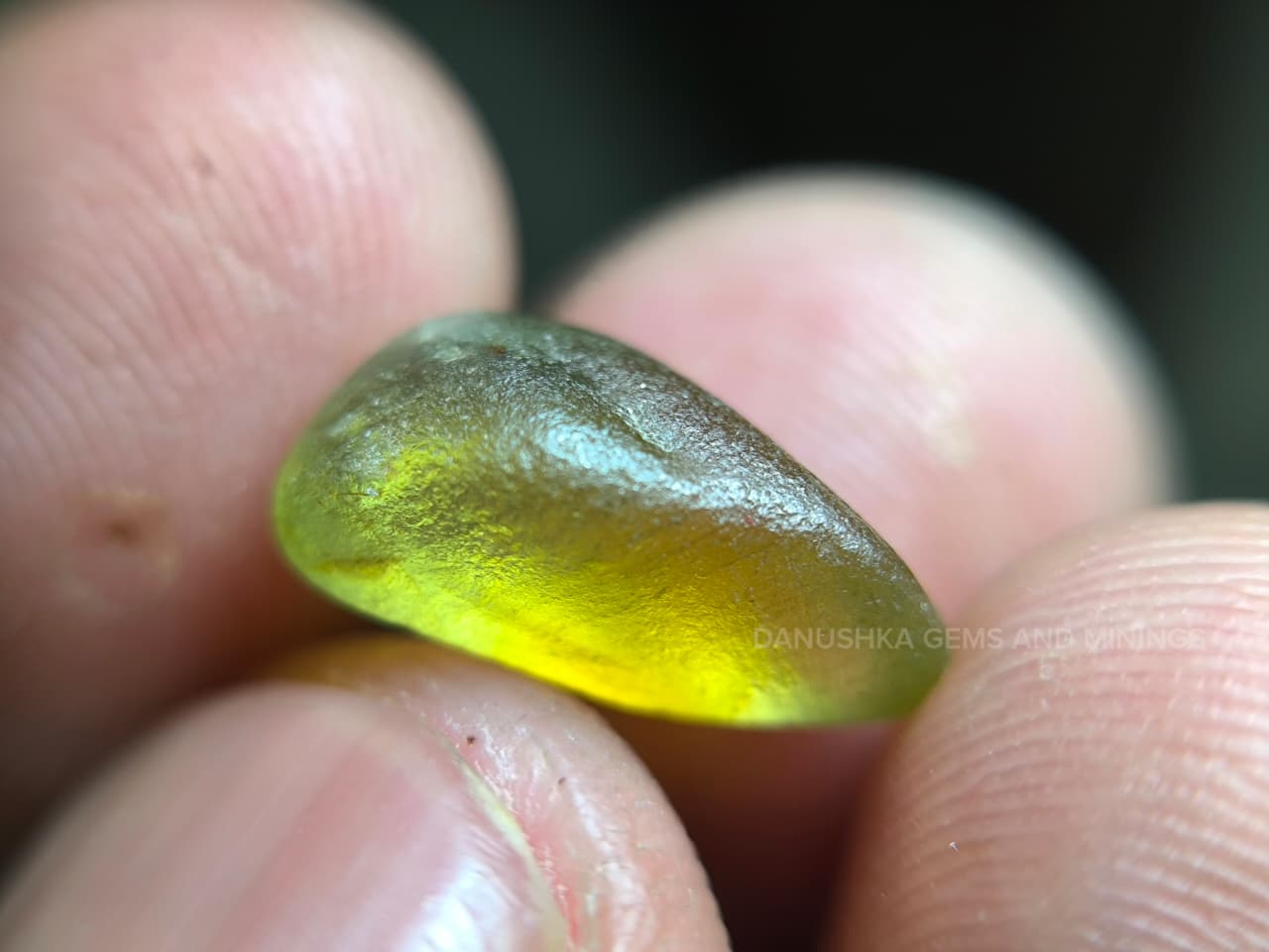 Facet Grade Rough Ceylon Zircon & Rhodolite Garnet