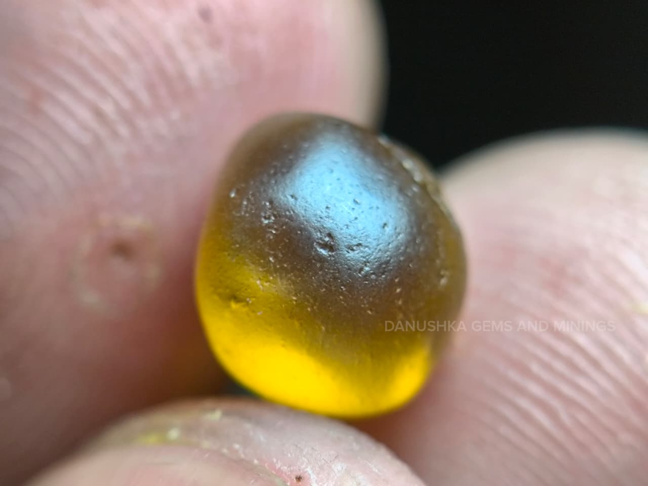 Facet Grade Rough Ceylon Zircon & Rhodolite Garnet