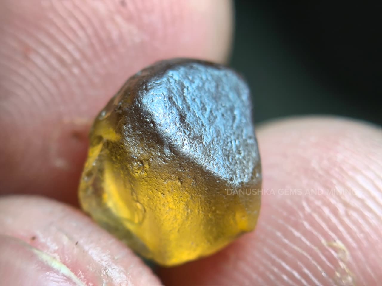 Facet Grade Rough Ceylon Zircon & Rhodolite Garnet