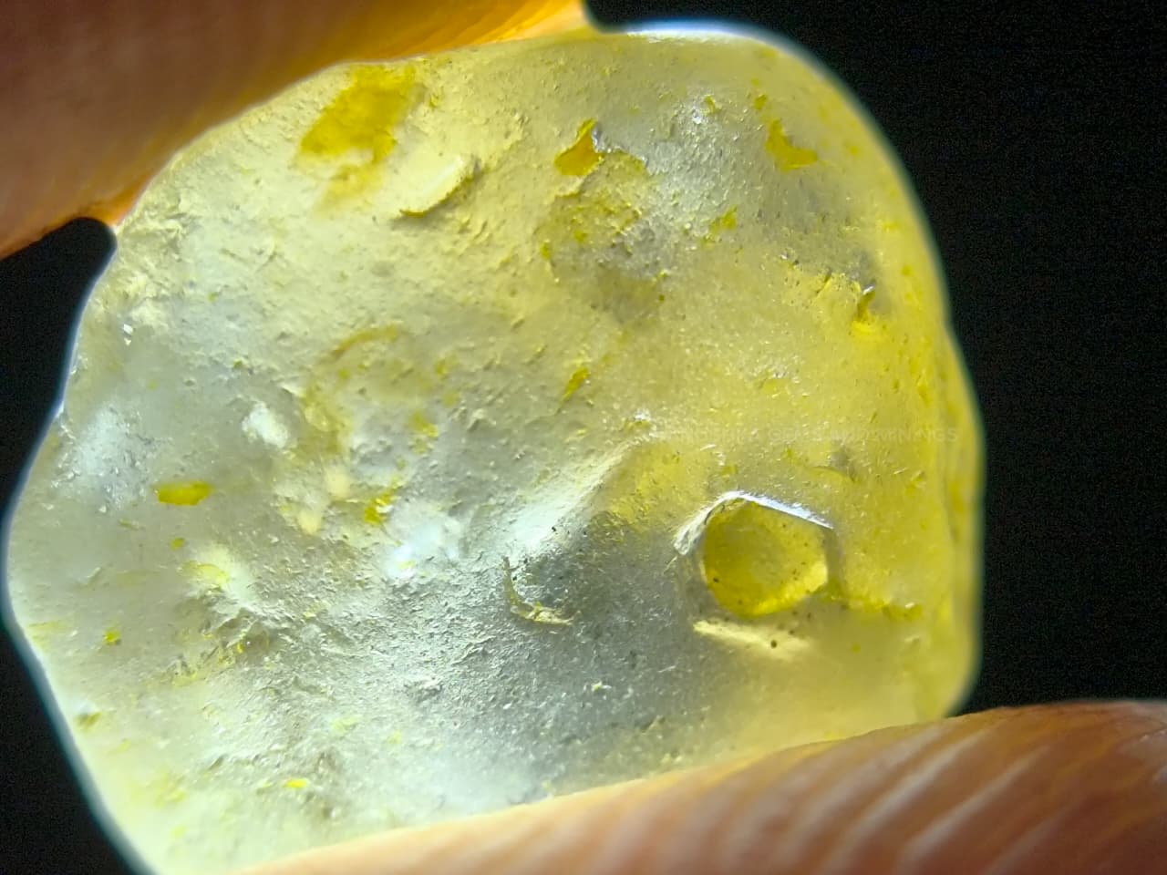 Facet Grade Natural Yellow Sapphire Rough