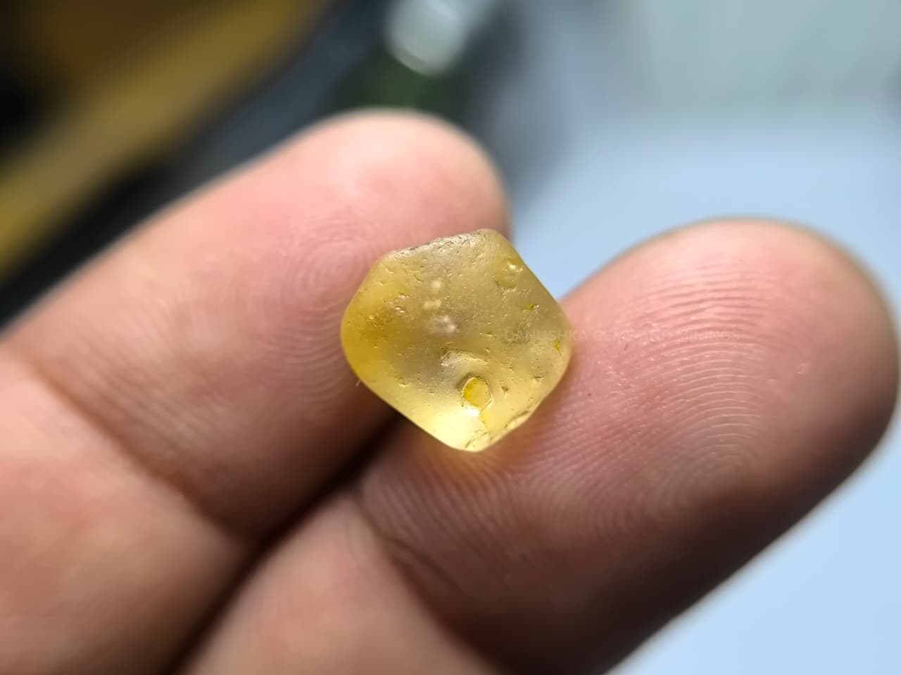 Facet Grade Natural Yellow Sapphire Rough