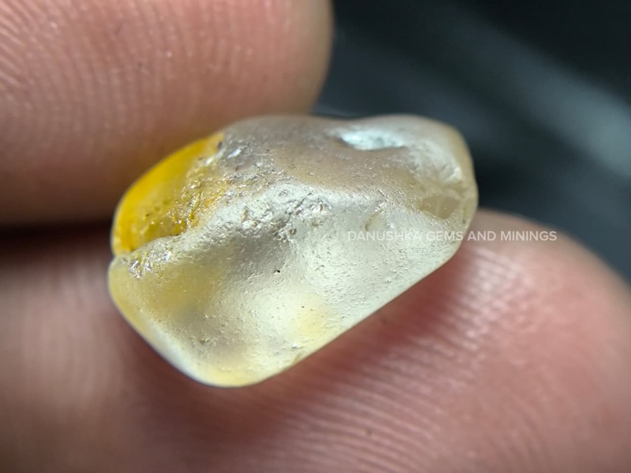 Facet Grade Ceylon Natural White Sapphire Rough