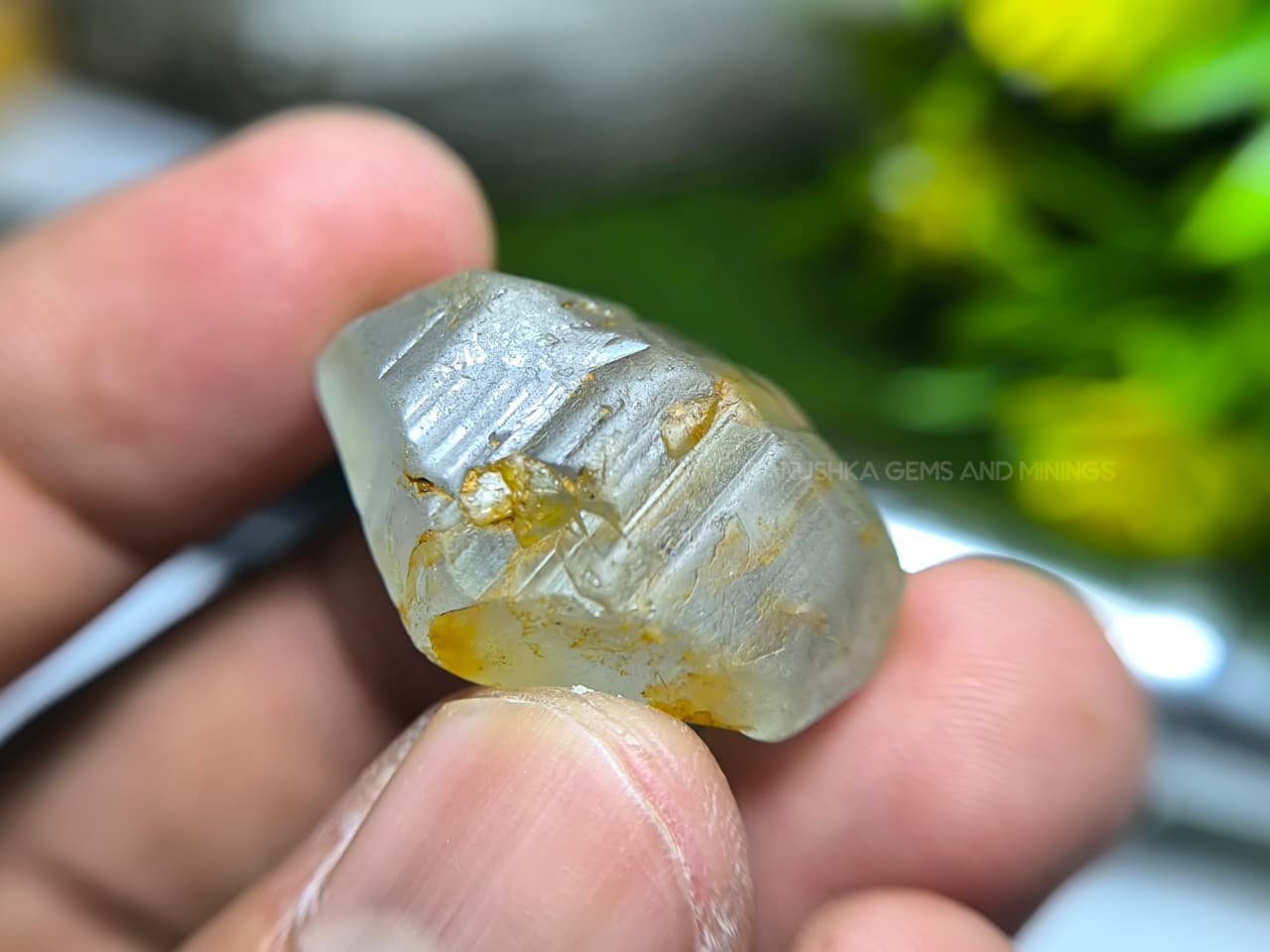 71 ct Ceylon Natural Unheated Sapphire Crystal from Ratnapura Village Around Mining in Sri Lanka - Image 5