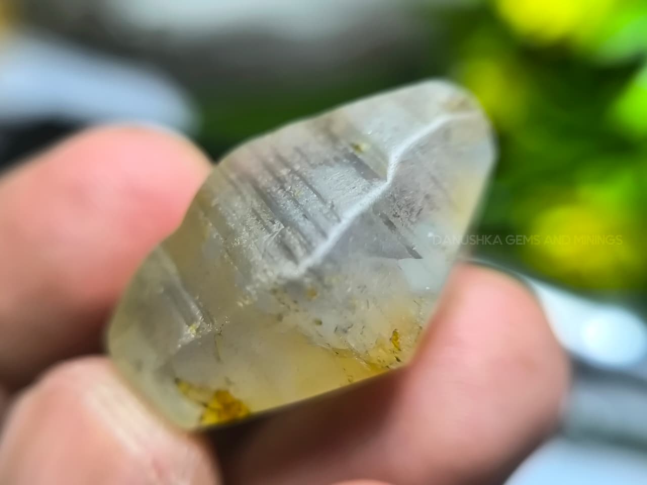 71 ct Ceylon Natural Unheated Sapphire Crystal from Ratnapura Village Around Mining in Sri Lanka - Image 6