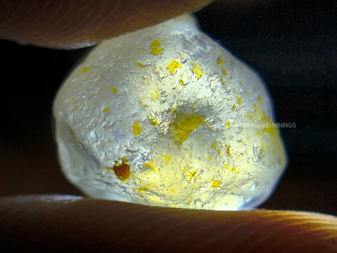 Facet Grade Ceylon Sapphire Geuda Rough