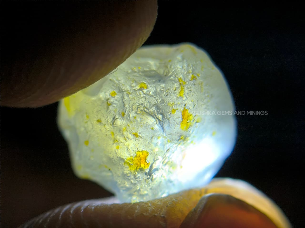 Facet Grade Ceylon Sapphire Geuda Rough