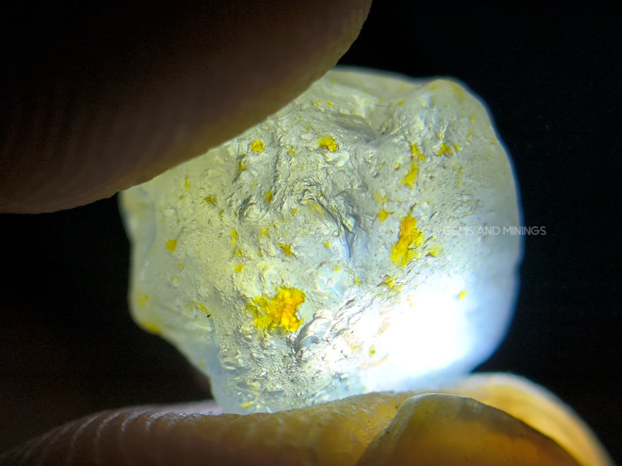 Facet Grade Ceylon Sapphire Geuda Rough