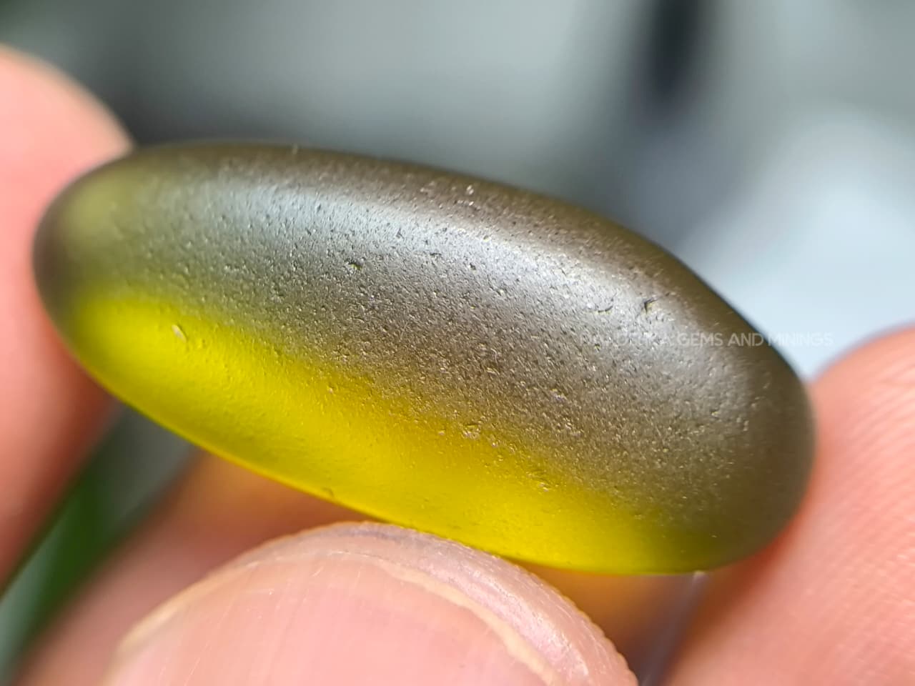 18.40 ct Natural Ceylon Unheated Chrysoberyl Rough from Nivithigala, Sri Lanka – Clean Facet Grade River-Worn Gem Rough - Image 4