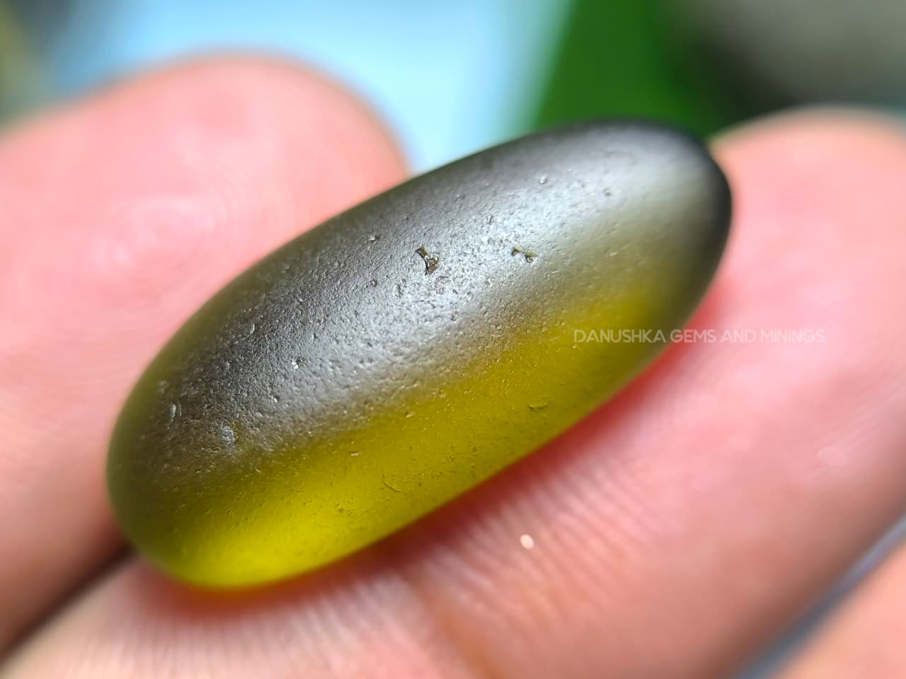 18.40 ct Natural Ceylon Unheated Chrysoberyl Rough from Nivithigala, Sri Lanka – Clean Facet Grade River-Worn Gem Rough - Image 2