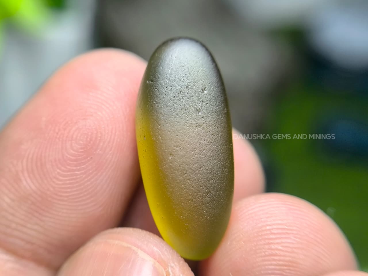 18.40 ct Natural Ceylon Unheated Chrysoberyl Rough from Nivithigala, Sri Lanka – Clean Facet Grade River-Worn Gem Rough - Image 10