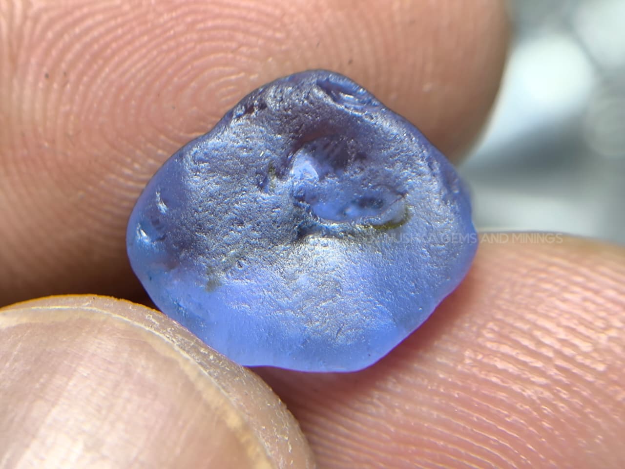 6.42 ct Natural Unheated Light-to-Medium Blue Sapphire Rough – Facet Grade Rough with Small Violetish Shift - Image 5