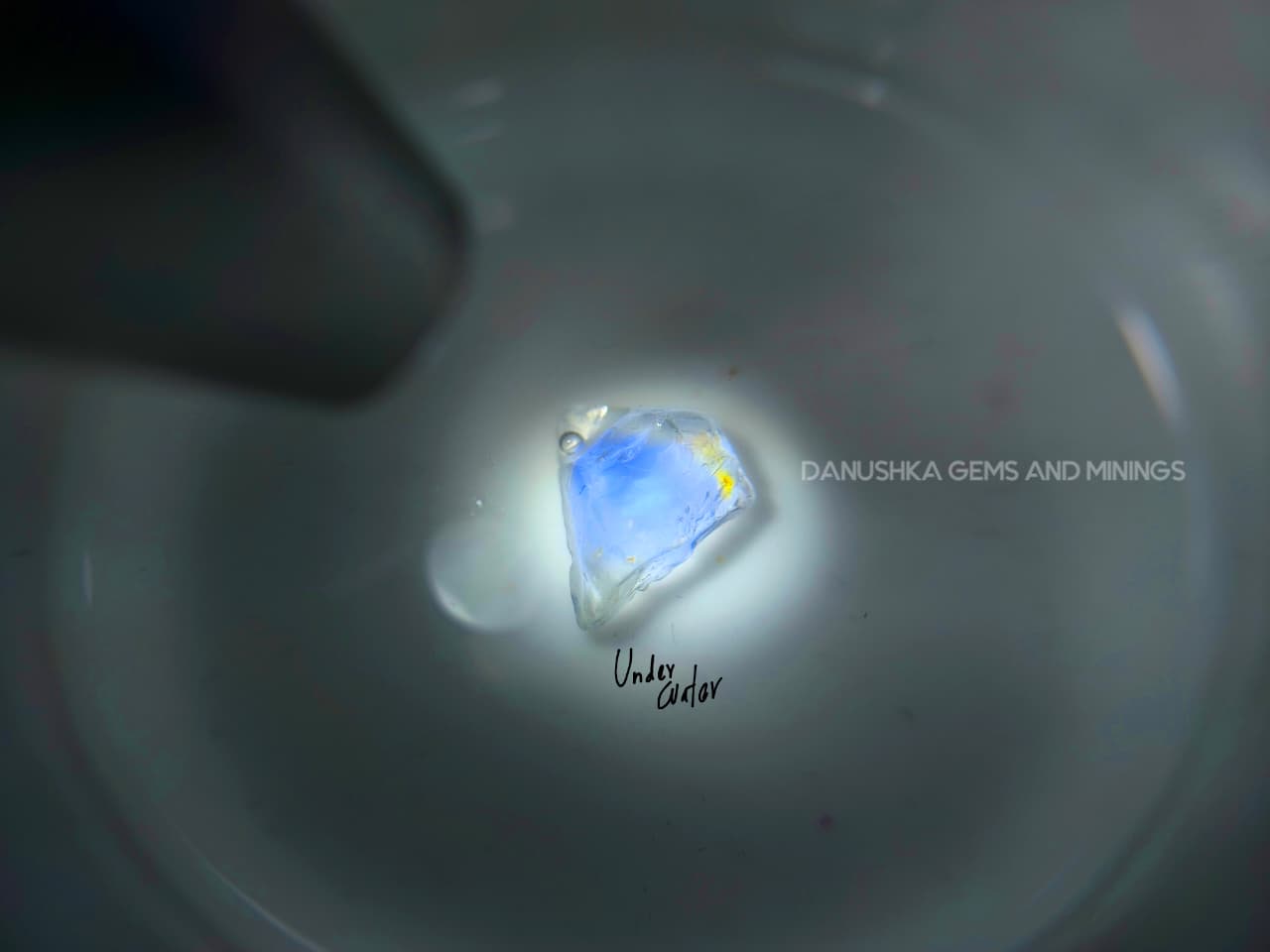 8.43 ct Ceylon Natural Unheated Very Light Blue Sapphire Rough from Gangeyaya, Sri Lanka – Shield-Like Facet Grade Rough with Heat Treatment Potential - Image 17