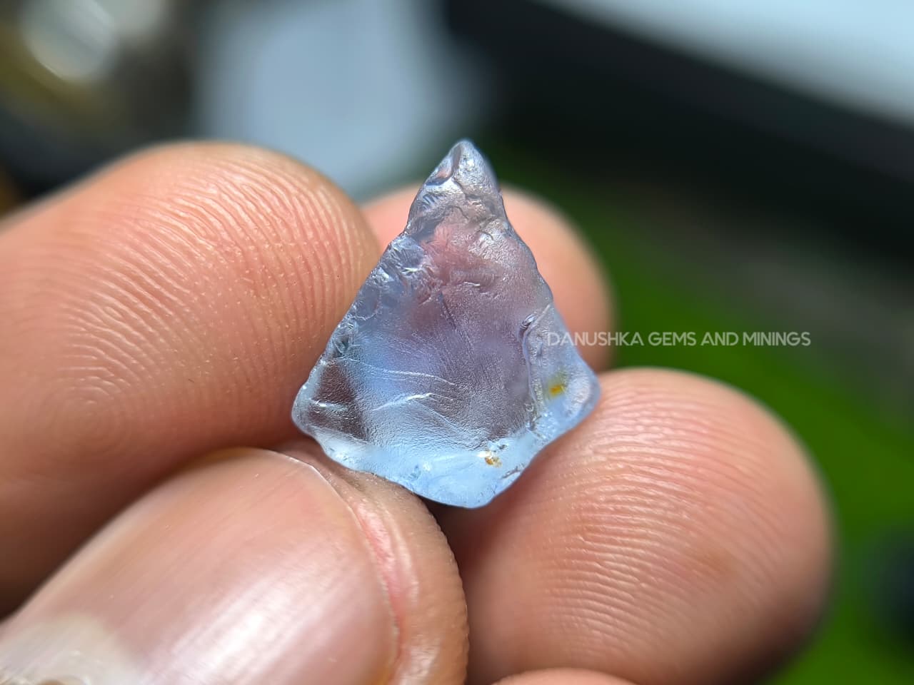 8.43 ct Ceylon Natural Unheated Very Light Blue Sapphire Rough from Gangeyaya, Sri Lanka – Shield-Like Facet Grade Rough with Heat Treatment Potential - Image 5