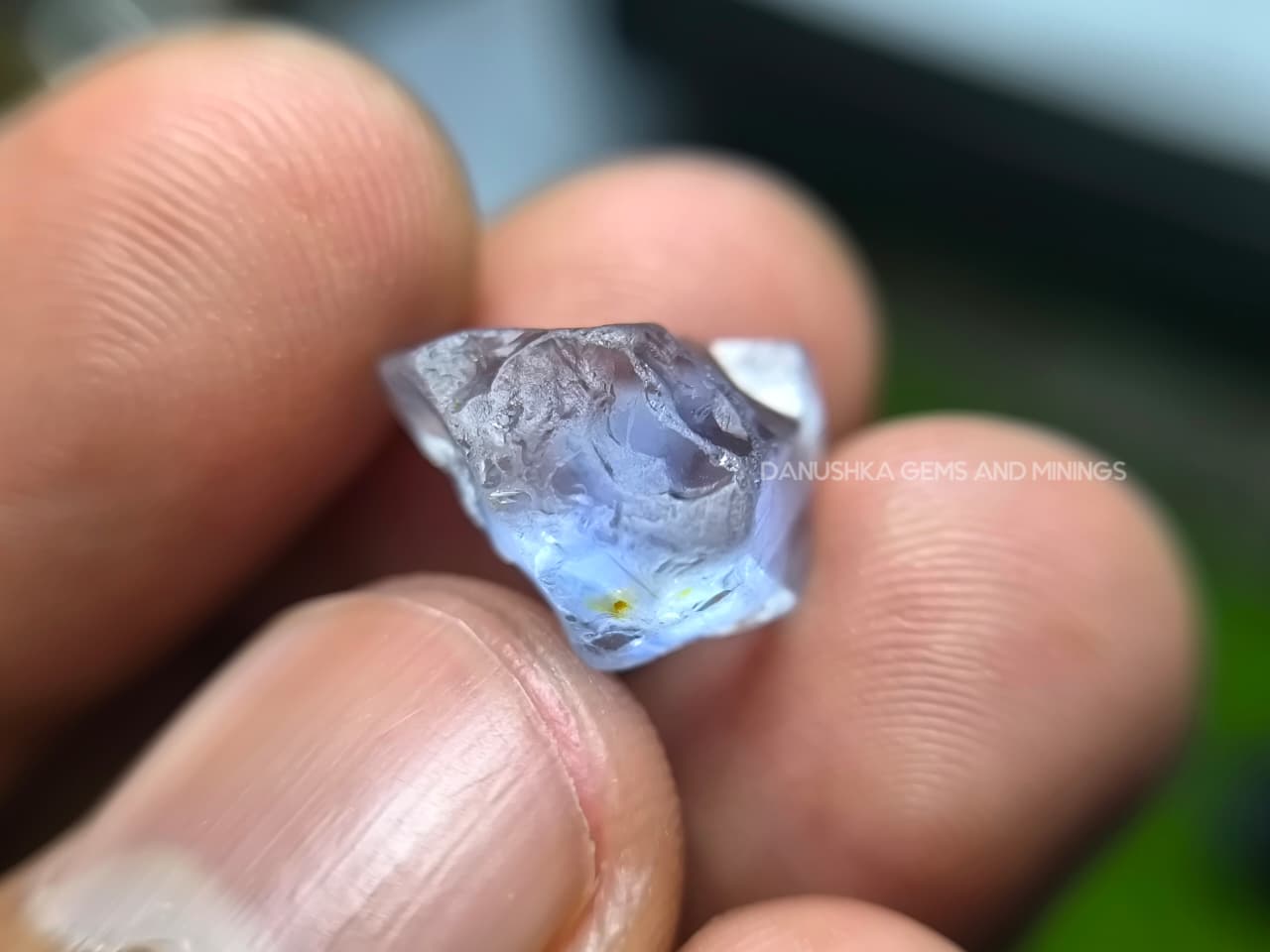 8.43 ct Ceylon Natural Unheated Very Light Blue Sapphire Rough from Gangeyaya, Sri Lanka – Shield-Like Facet Grade Rough with Heat Treatment Potential - Image 7