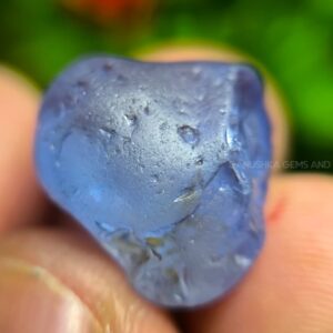 21.75 ct Ceylon Natural Unheated Pastel Blue to Violet Sapphire Rough from Endana, Sri Lanka – Facet Grade Alluvial Rough