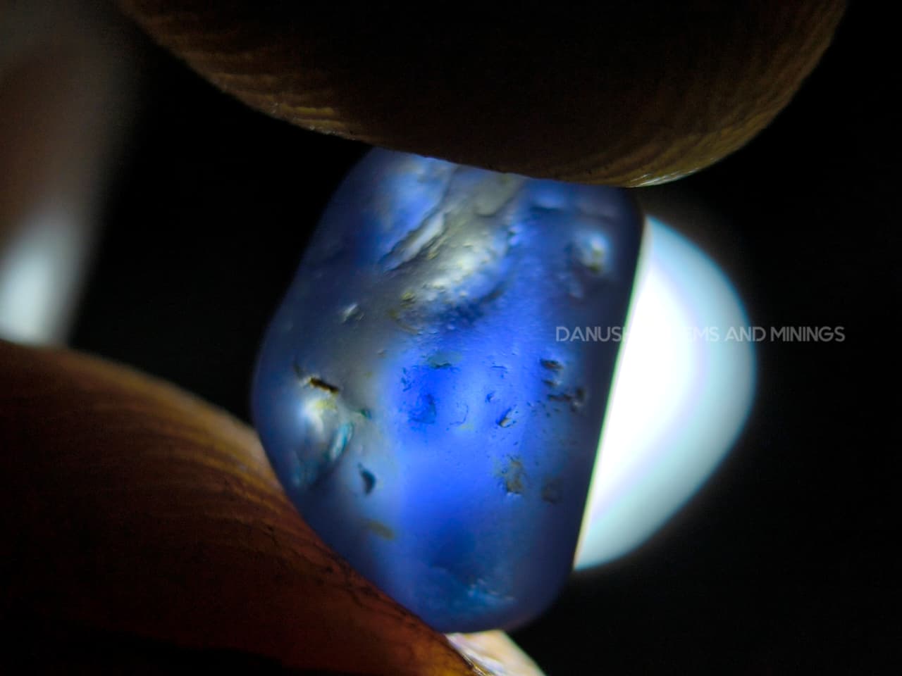 23.60 ct Ceylon Unheated Blue Sapphire Rough Parcel – 14 pcs Facet Grade from Kalu Ganga, Sri Lanka - Image 8