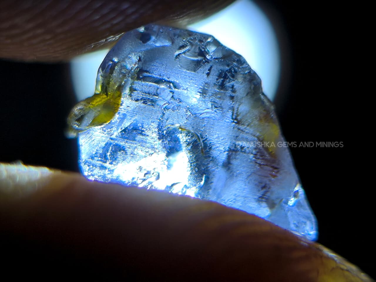 8.00 ct Ceylon Sapphire Rough Parcel – Ottu, Young Geuda & Light Blue Facet Grade Stones from Elahera - Image 4