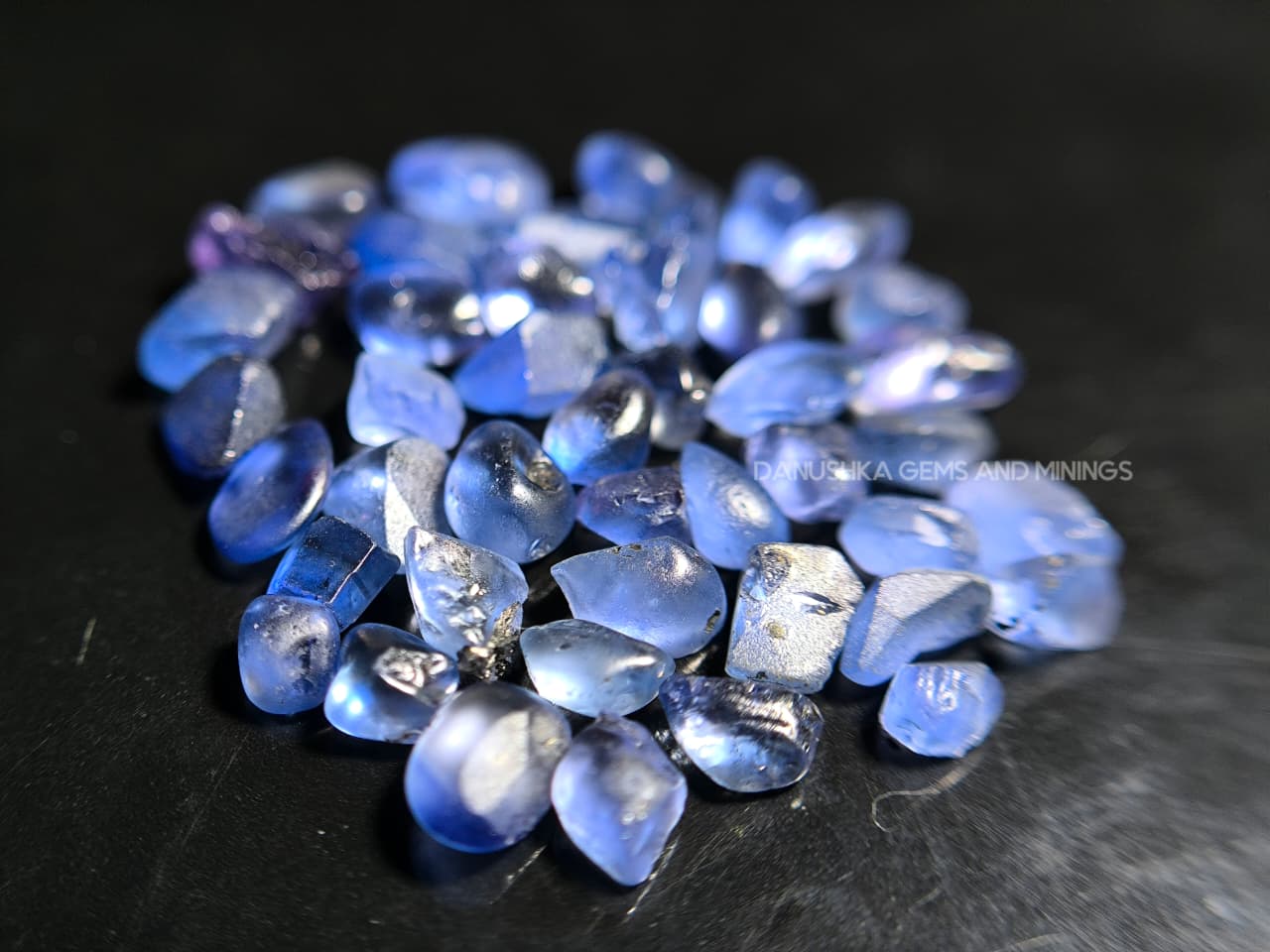 23.30 ct Ceylon Heated Blue Sapphire Rough Parcel – 44 pcs Facet Grade from Pelmadulla, Sri Lanka